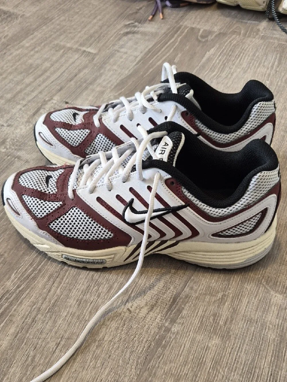 Nike lightweight air